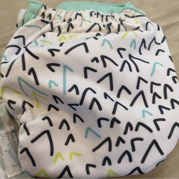 Grovia Double Lined All in one Colorful Patterned Cloth Diapers Set - Picture 4 of 12